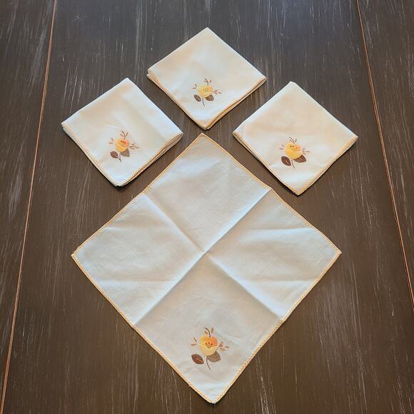 Set of 4 Vintage Hand-Embroidered Floral Table Napkins | 10" Fall Decor - Picture 4 of 9